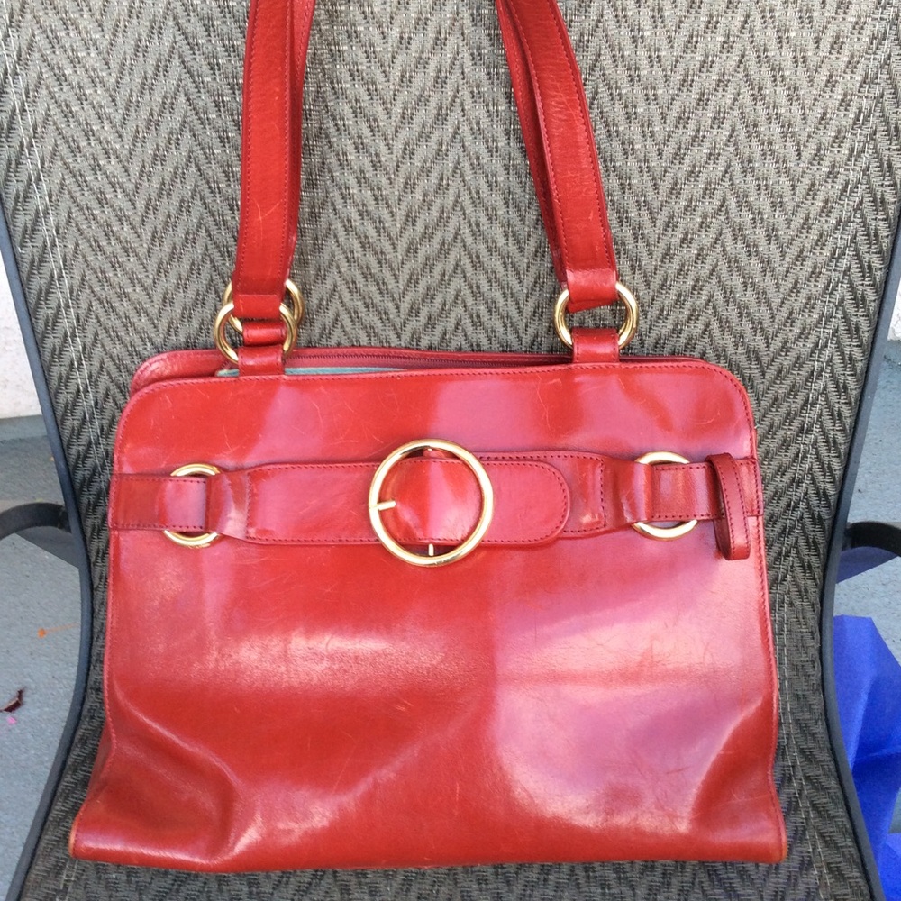 ❌SOLD❌ HOBO Cranberry Red Leather Ring Satchel Bag - Picture 4 of 11